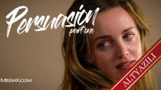 Doğal Memeli Kadın Kocasıyla Grup Porno Yapıyor