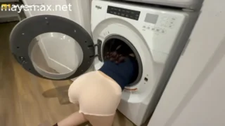 Ufak Memeli Rus Hatunun Tek Derdi Orgazm Olmak